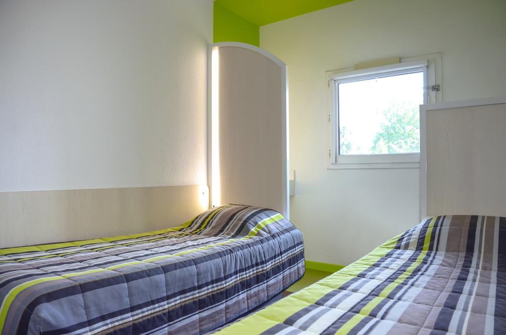 Enzo Hotel 1Er Prix Coudes Εξωτερικό φωτογραφία
