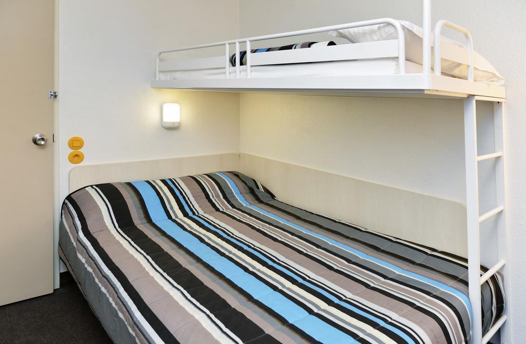 Enzo Hotel 1Er Prix Coudes Εξωτερικό φωτογραφία