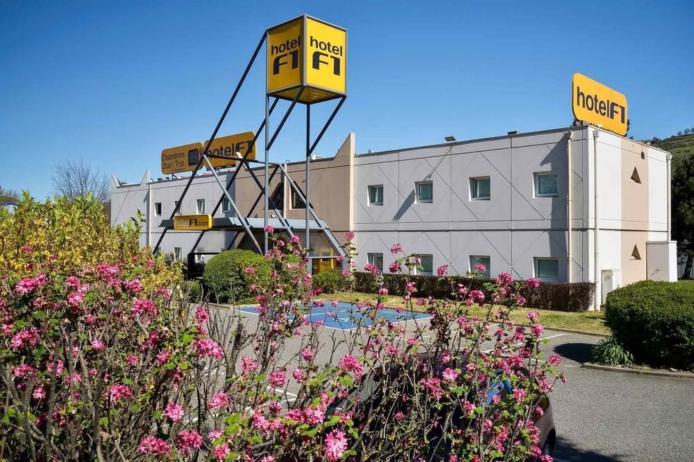 Enzo Hotel 1Er Prix Coudes Εξωτερικό φωτογραφία
